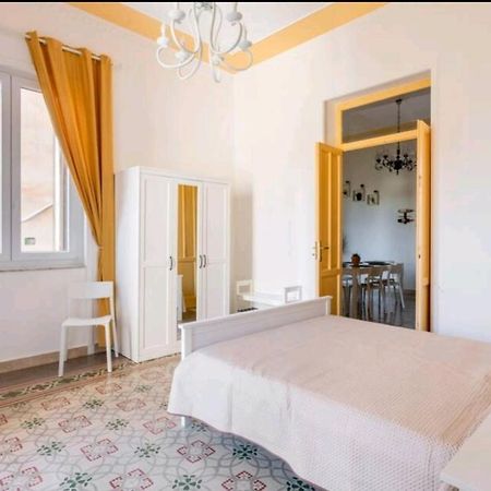 Merlo House - Inside The Historical Center Palermo Bagian luar foto