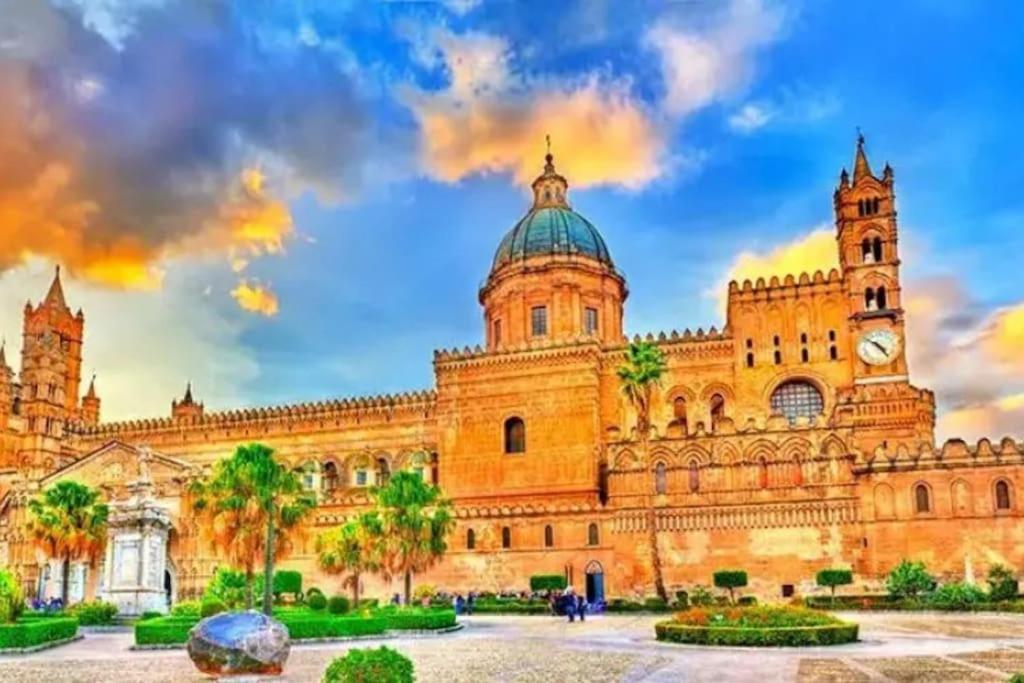 Merlo House - Inside The Historical Center Palermo Bagian luar foto