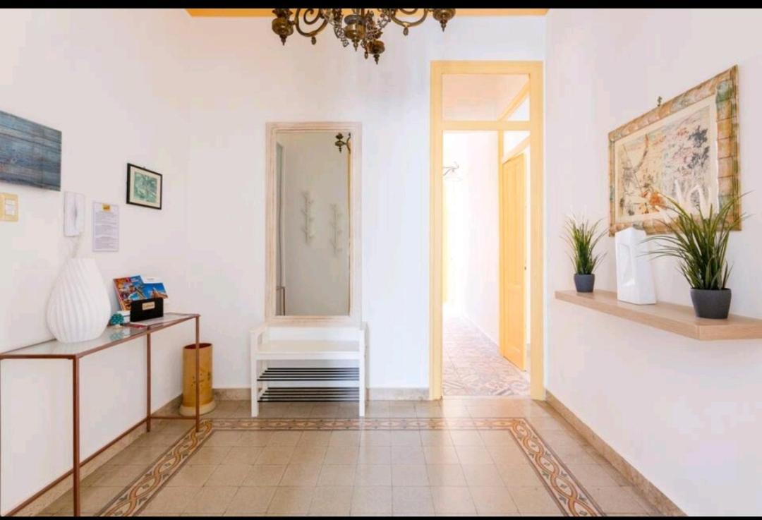 Merlo House - Inside The Historical Center Palermo Bagian luar foto